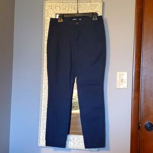 Old Navy Skinny pants Sz 8 navy